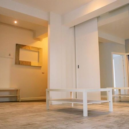 Apartament Central Bliss Suczawa Zewnętrze zdjęcie