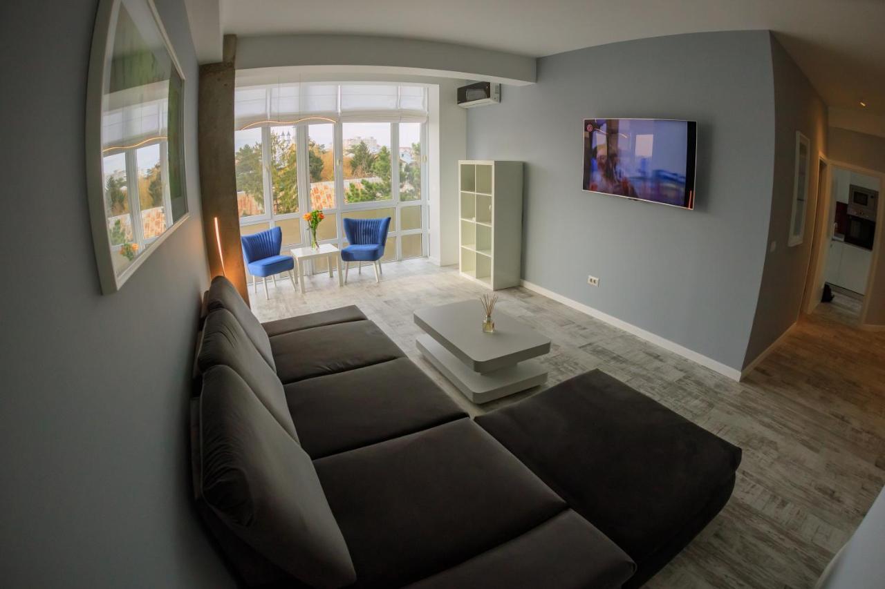 Apartament Central Bliss Suczawa Zewnętrze zdjęcie