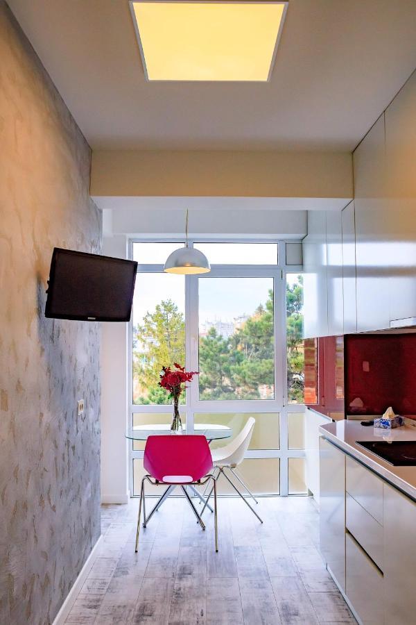 Apartament Central Bliss Suczawa Zewnętrze zdjęcie