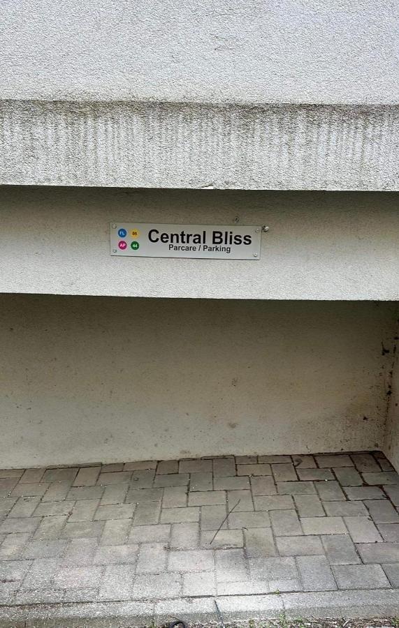 Apartament Central Bliss Suczawa Zewnętrze zdjęcie